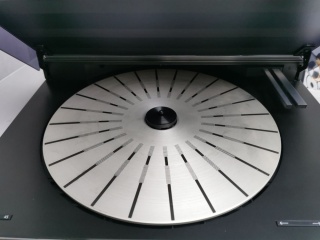 BEOGRAM 9000 TURNTABLE